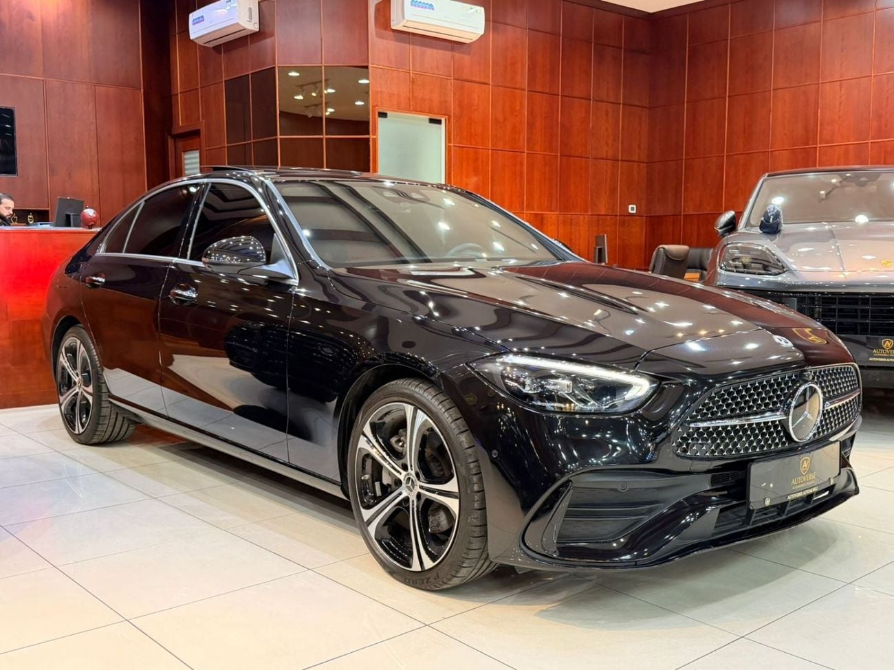 Mercedes Benz C300 STD