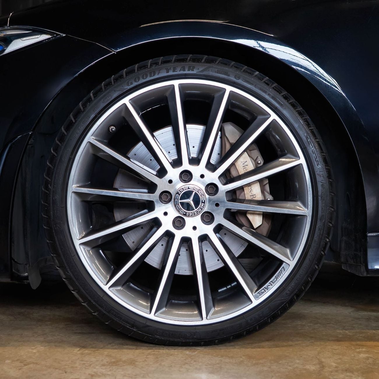 Mercedes-Benz CLS 350 Premium 2.0L (299 HP) AED 2,107 P.M • 0% Downpayment • Mercedes-Benz CLS 350 Premium  • 1 Year Warr