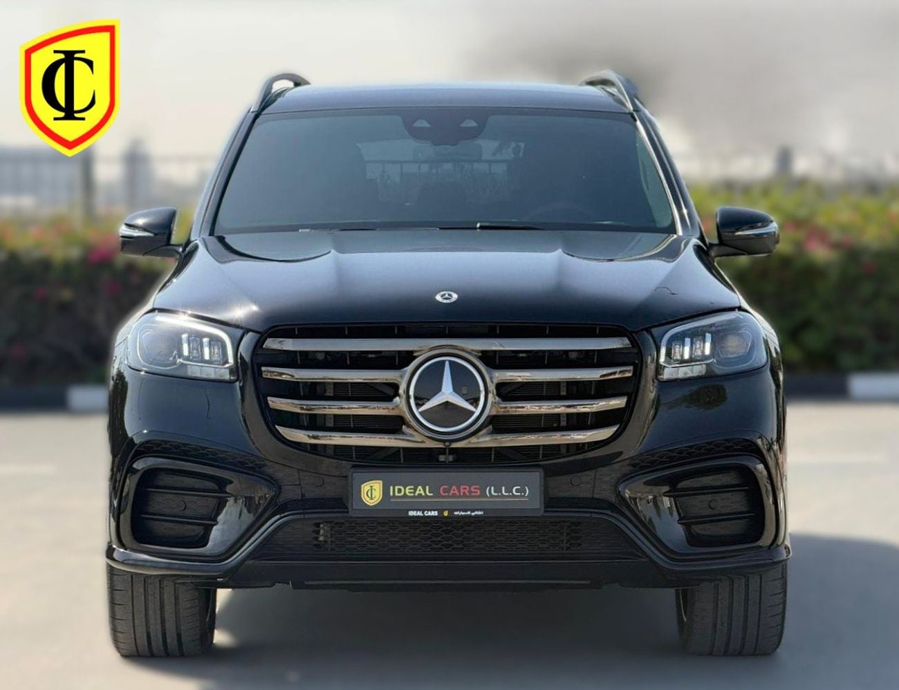 Mercedes-Benz GLS 450 4MATIC l MERCEDES GLS 450 l GCC SPECS l UNDER WARRANTY AND SERVICE CONTRACT l YEAR 2025 l