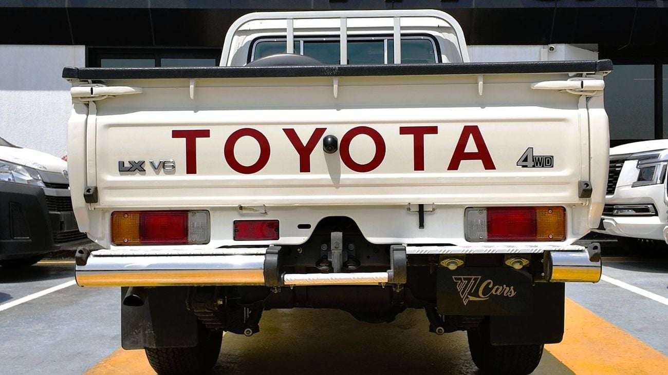 Toyota Land Cruiser Pick Up TOYOTA LC 70 LX V6 70th Anniversary