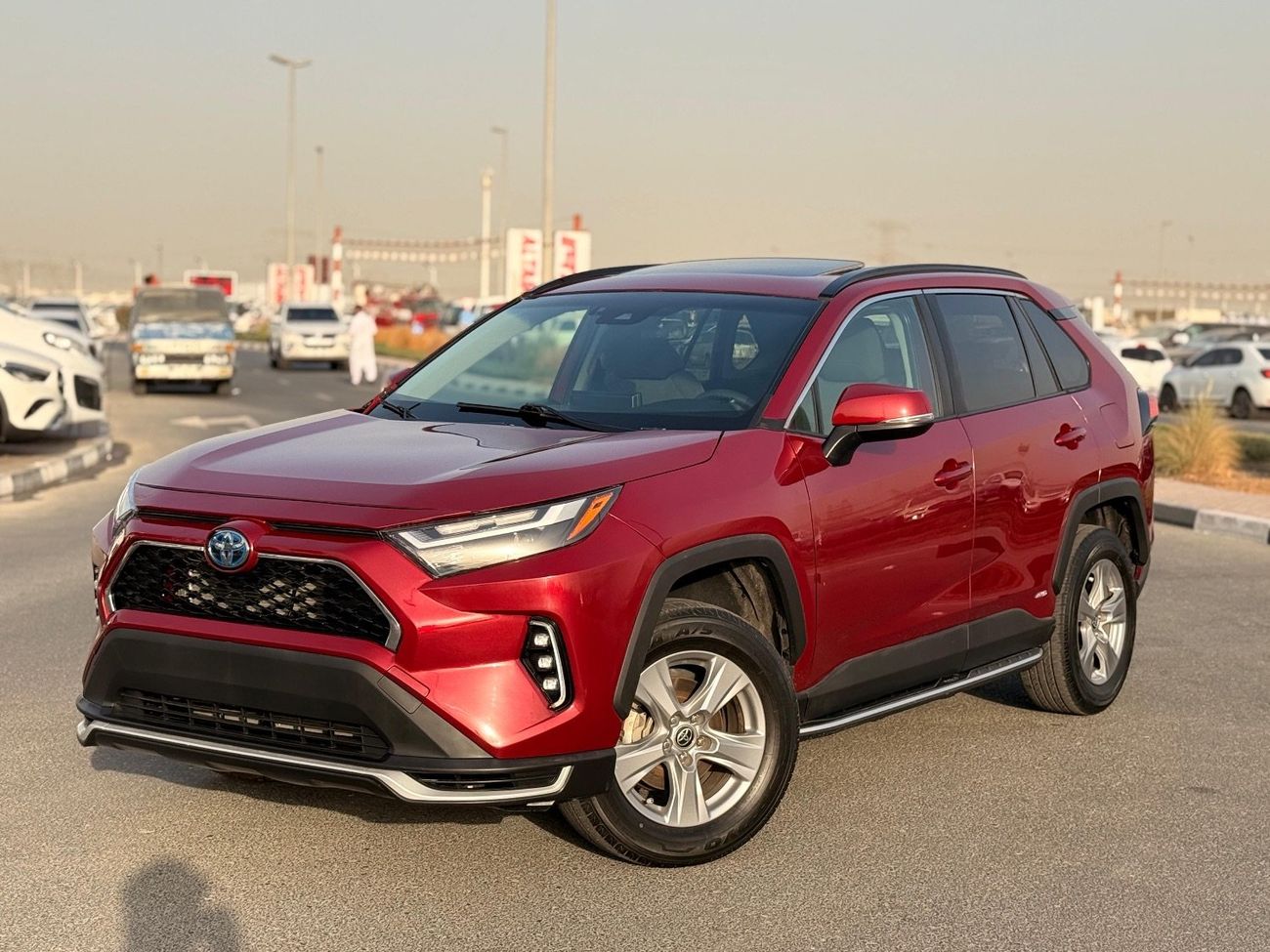 تويوتا راف ٤ XLE 2.5L