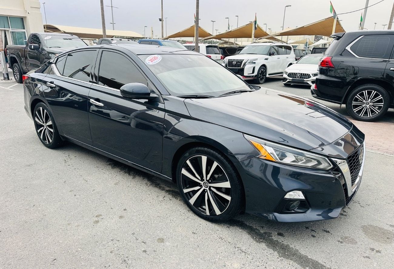 نيسان ألتيما