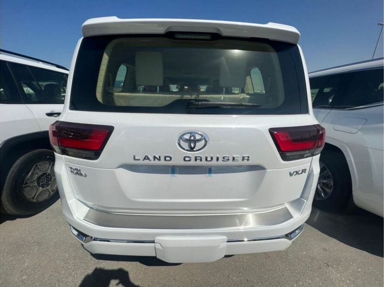 Toyota Land Cruiser Toyota Land Cruiser VXR 3.5L  Twin turbo