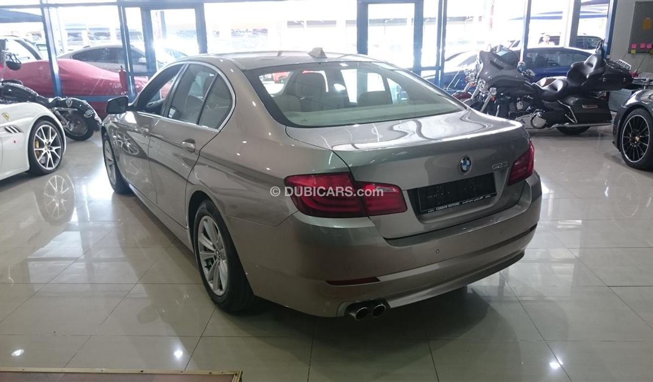 BMW 523i -2012