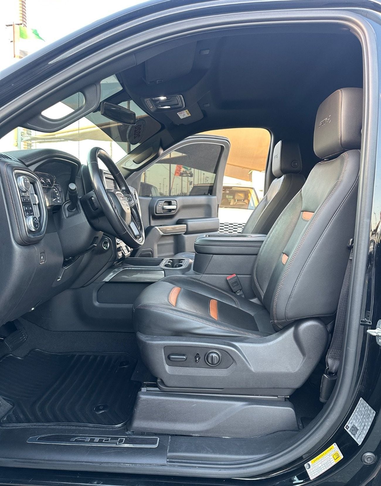 جي أم سي سييرا 1500 REG/CAB AT4