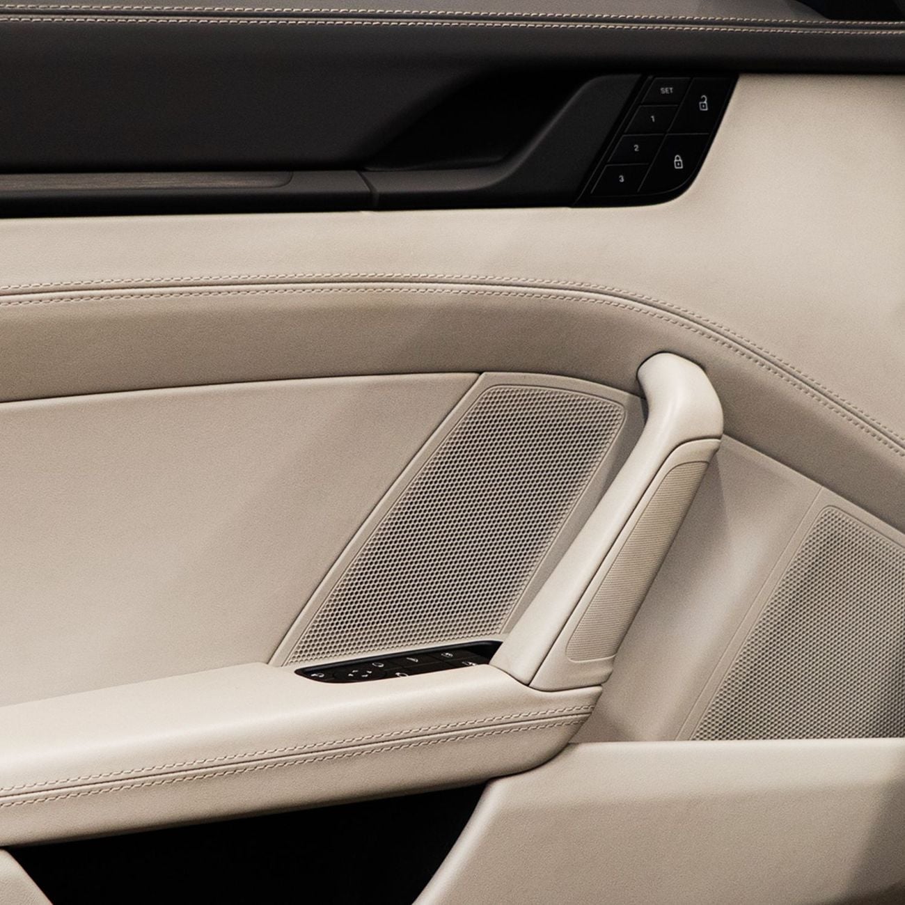 بورش 911 Carrera GTS 3.0L (475 HP) Convertible AED 12,265 pm  • 0% Downpayment • Porsche 911 Carrera GTS • Ag