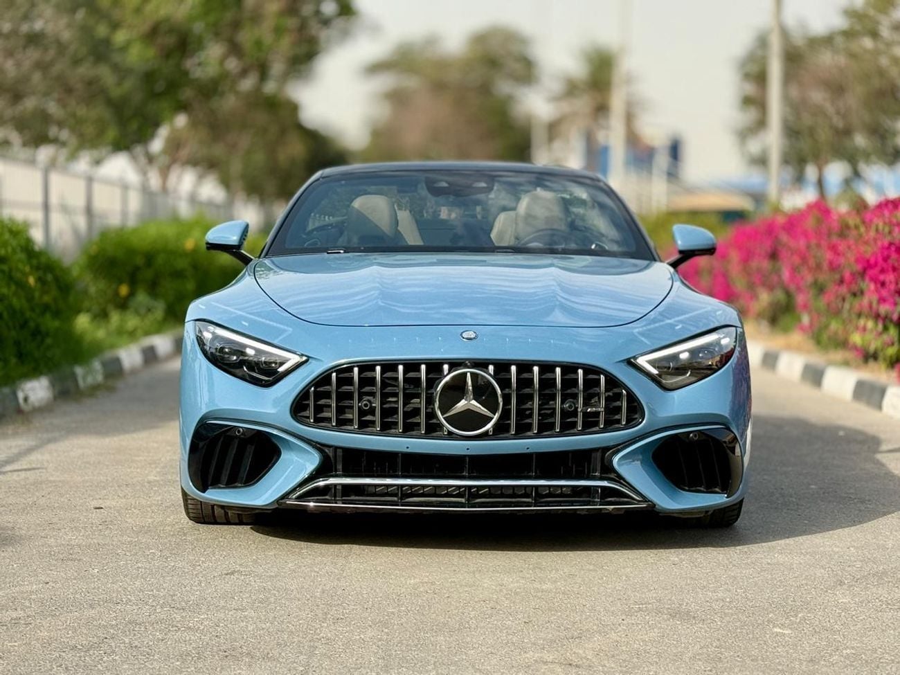 Mercedes-Benz SL 63 AMG Roadster SE Performance
