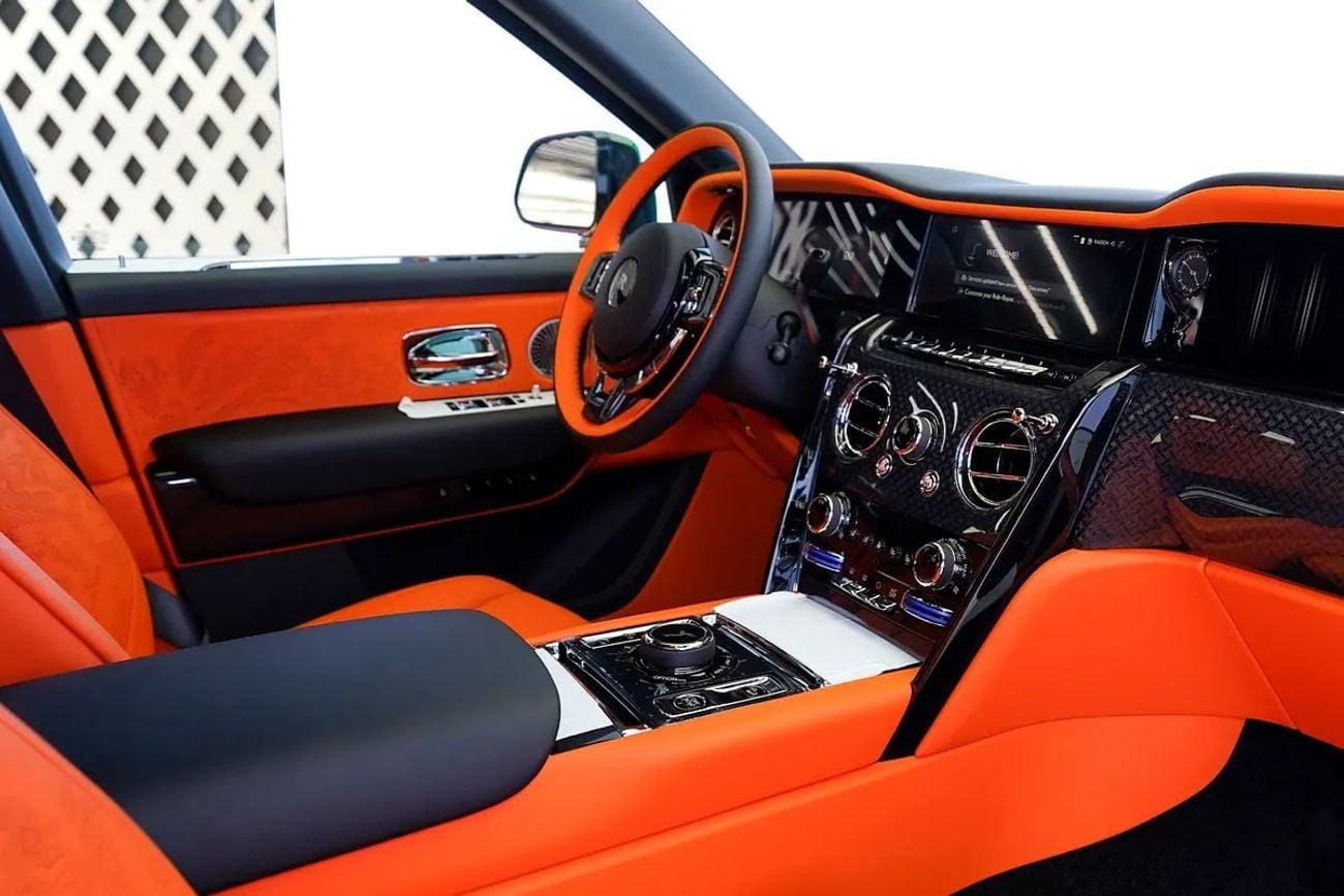 Rolls Royce Cullinan BLACK BADGE
