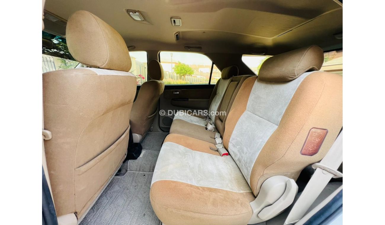 Toyota Fortuner GXR 1270 P.M FORTUNER 4.0 ll ORIGINAL PAINT ll 0% DP ll GCC ll WELL MAINTAINED