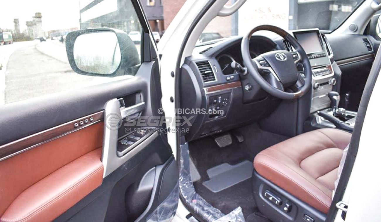 تويوتا لاند كروزر EXECUTIVE LOUNGE,4.5 T-DSL,RADAR , AHC FULL OPTION