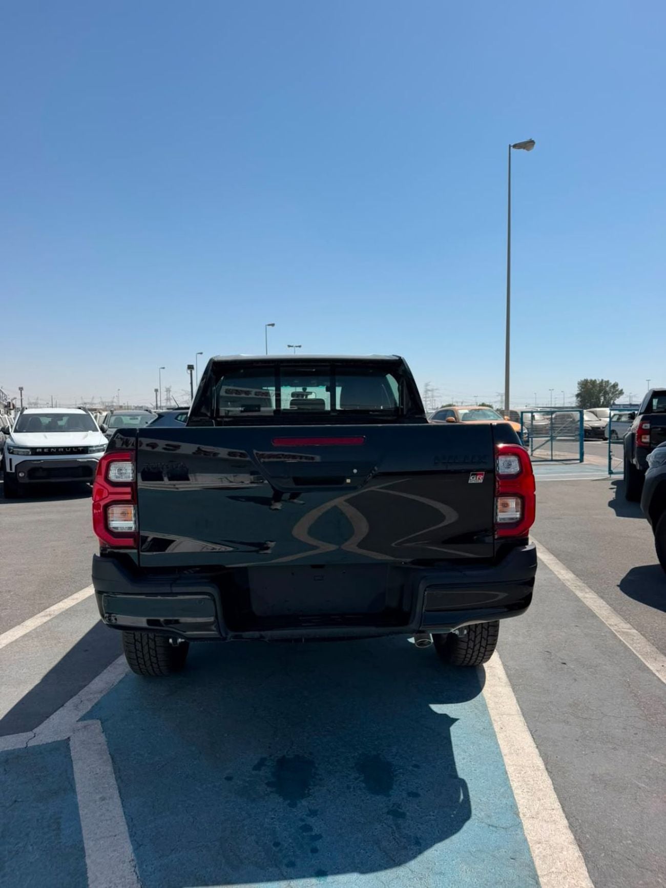 تويوتا هيلوكس Toyota Hilux GR-S 4.0 EXPORT ONLY!!!