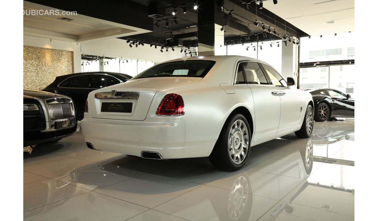 Rolls-Royce Ghost 2013 ROLLS ROYCE GHOST GCC !!!! WITH REAR SCREENS AND VERY LOW MILEAGE !!!