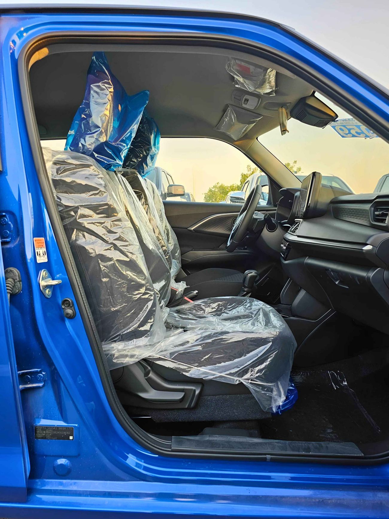 Suzuki Swift GLX, 1.2L / RADAR / GCC SPECS / HIGH OPTION (CODE # GLX)