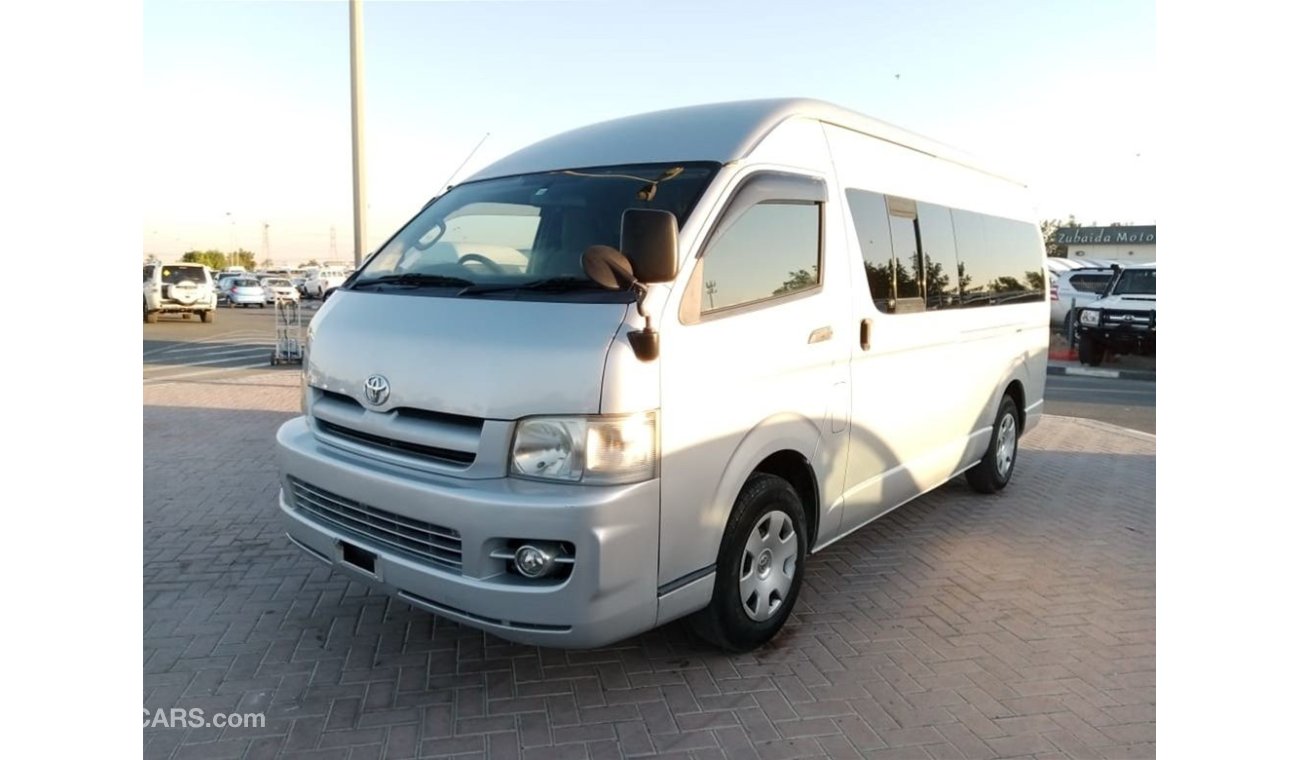 تويوتا هاياس TOYOTA HIACE RIGHT HAND DRIVE (PM1021)