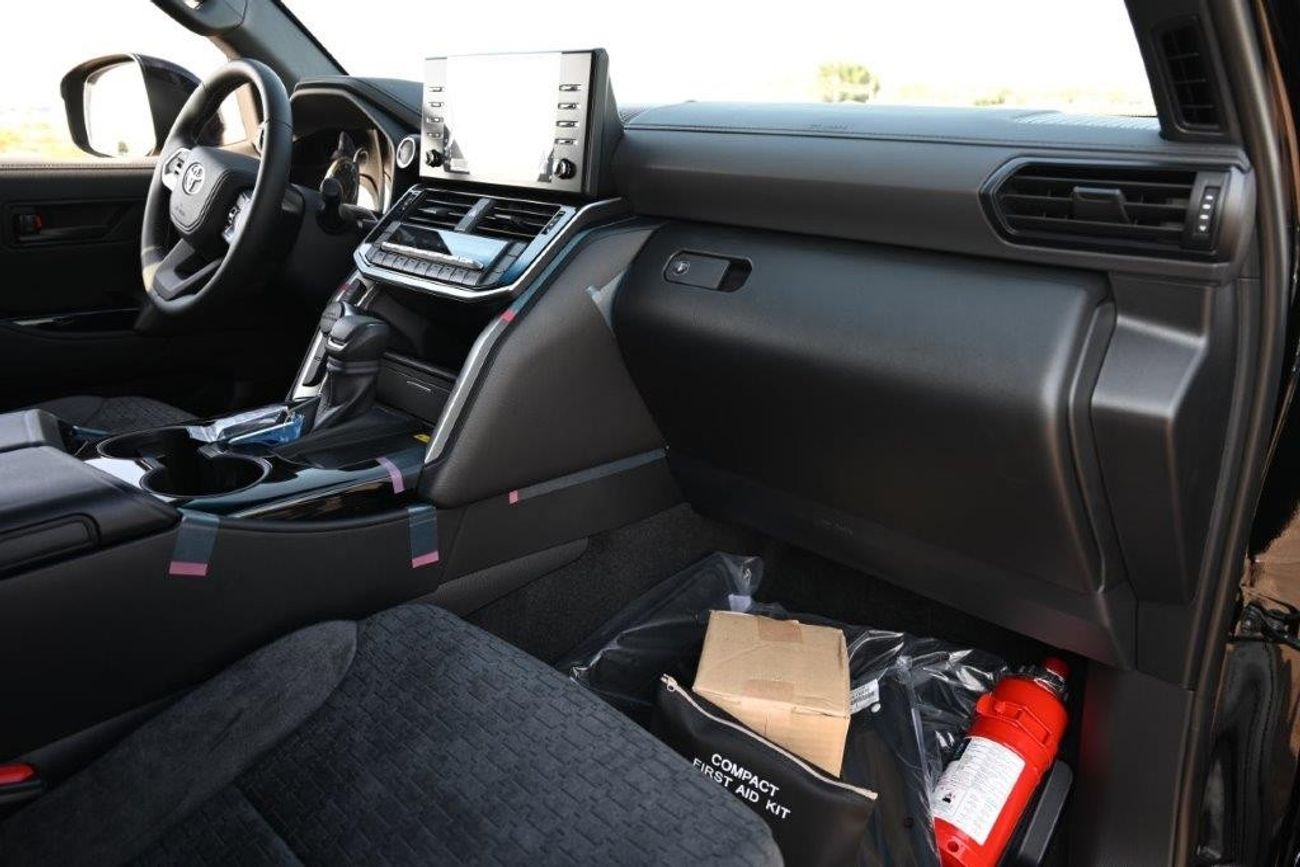 تويوتا لاند كروزر 2024 MODEL TOYOTA LAND CRUISER 300 GXR V6 4.0L PETROL 4WD 7 SEAT AUTOMATIC