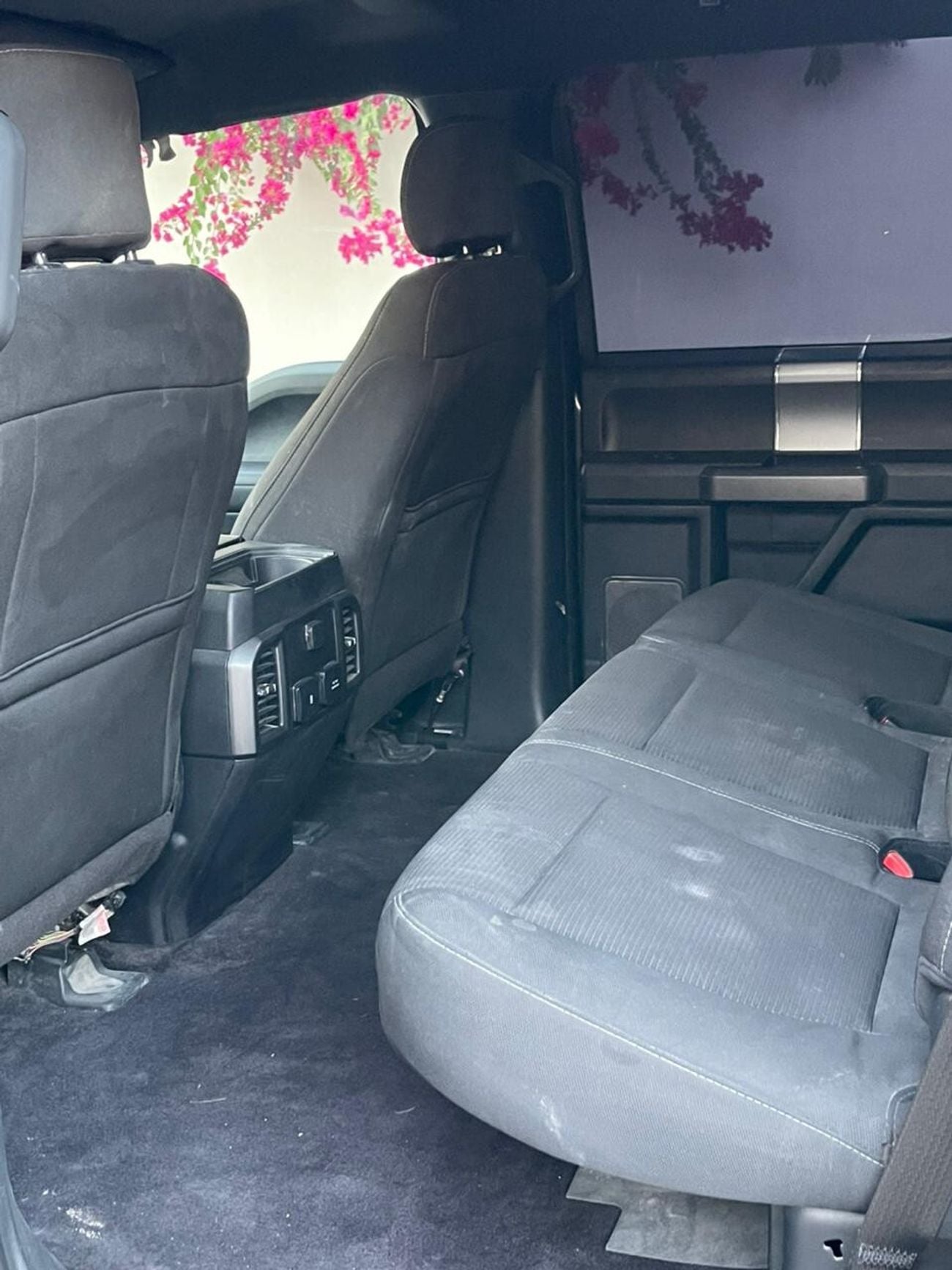 Ford F 150 XLT Sport Pack Super Cab 5.0L (396 HP) LOWEST MILEAGE ANYWHERE !!!