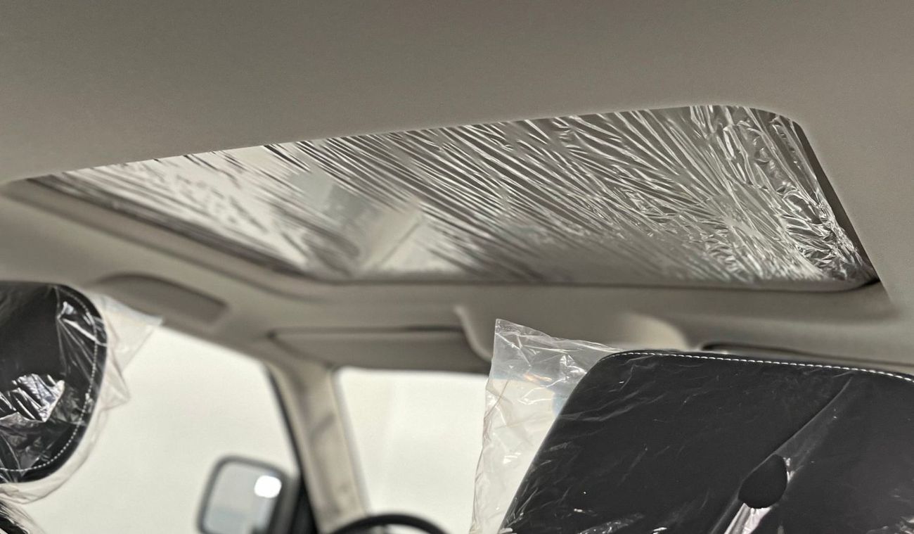 Tank 300 Challenger 2.0T 2L-4CYL 252 horsepower L4 9-speed manual transmission