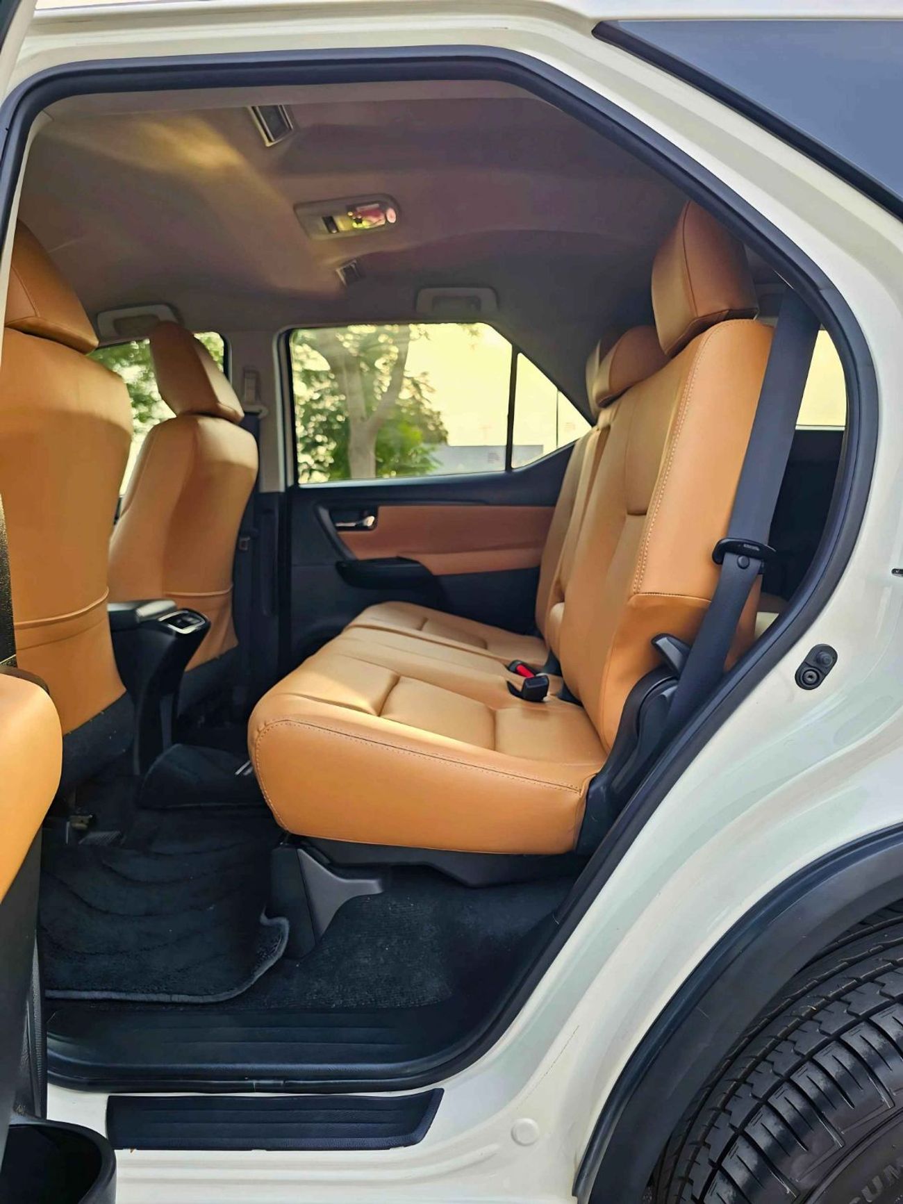 تويوتا فورتونر EXR/ 4WD 2.7L/ GCC/ LEATHER SEATS/ NON ACCIDENT/ 1068 MONTHLY/LOT#107793