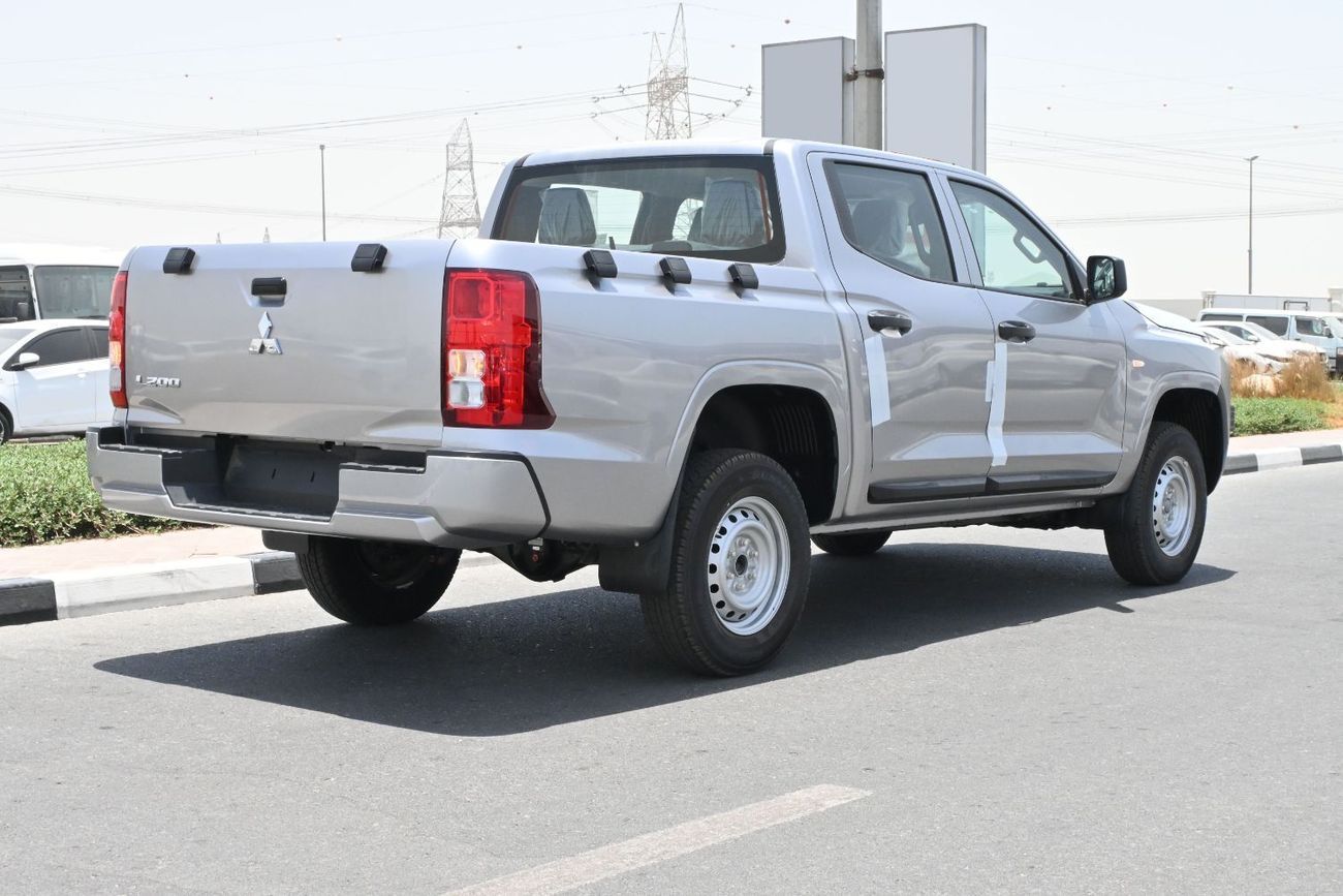 ميتسوبيشي L200 MITSUBISHI L200 2.4L GL DIESEL DCABIN 4X4 5M/T MODEL 2025 BRAND NEW  [SILVER /W/ G / B ]
