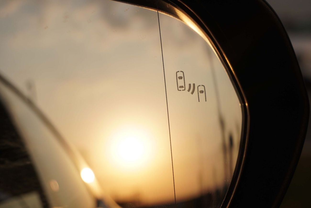 لكزس RX 350h LEXUS-RX350 2.5L HEV (WITH SUNROOF)