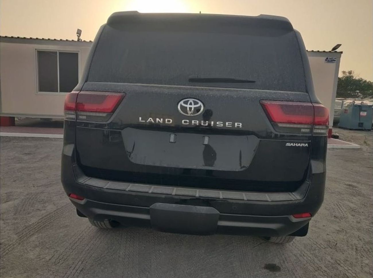 تويوتا لاند كروزر LAND CRUISER RHD SAHARA