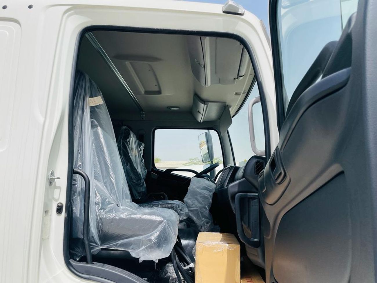 Hino 500 Hino 1625 FG8JP7A CAB CHASSIS TRUCK (16T GVW )