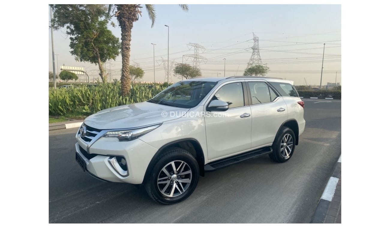 تويوتا فورتونر VXR