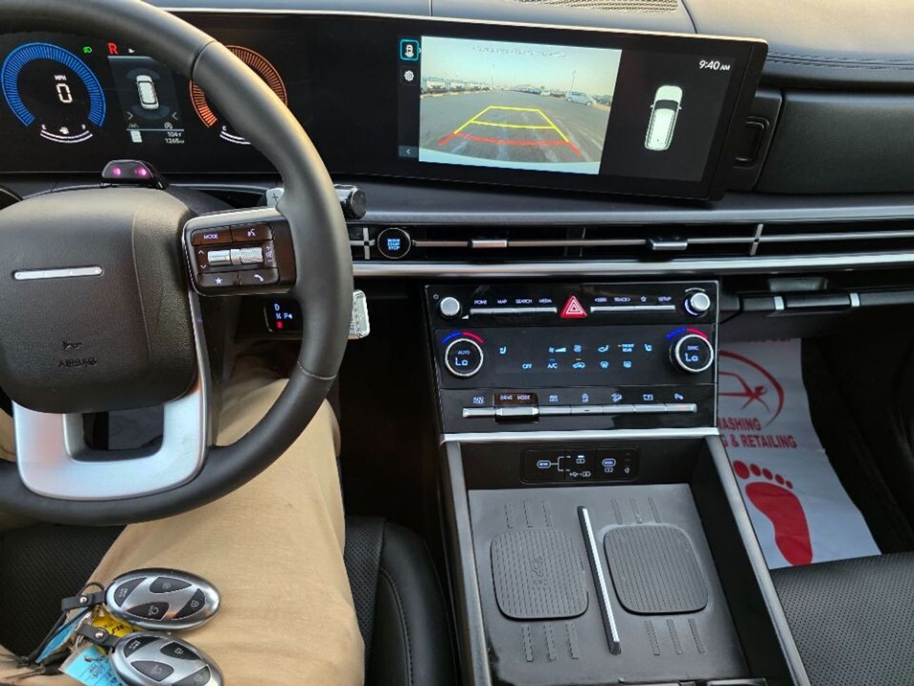 هيونداي سانتا في 2024 Model XRT full option 4x4, sunroof and 7 seater