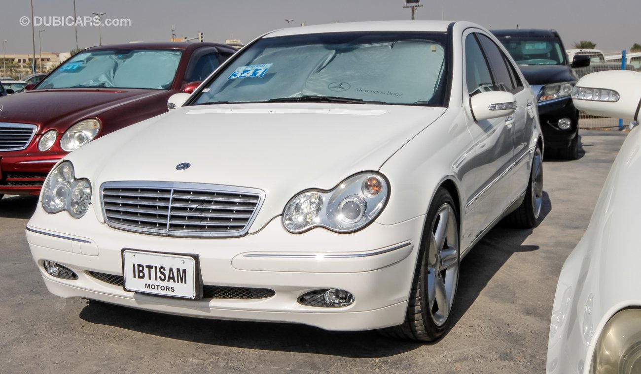 Mercedes-Benz C200 With C240 Badge