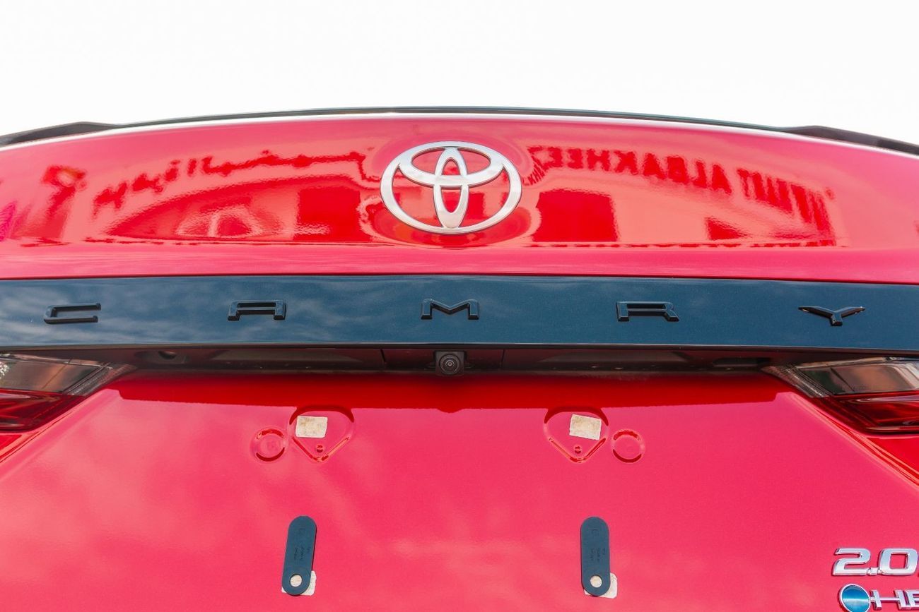 Toyota Camry 2.0 Hybrid