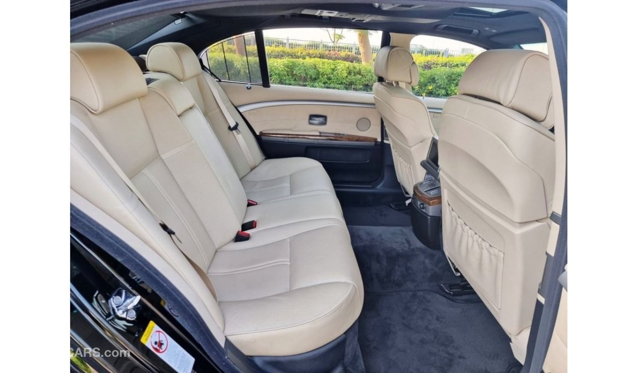 بي أم دبليو 750 Li-V8-2006-Full Option - Perfect Condition