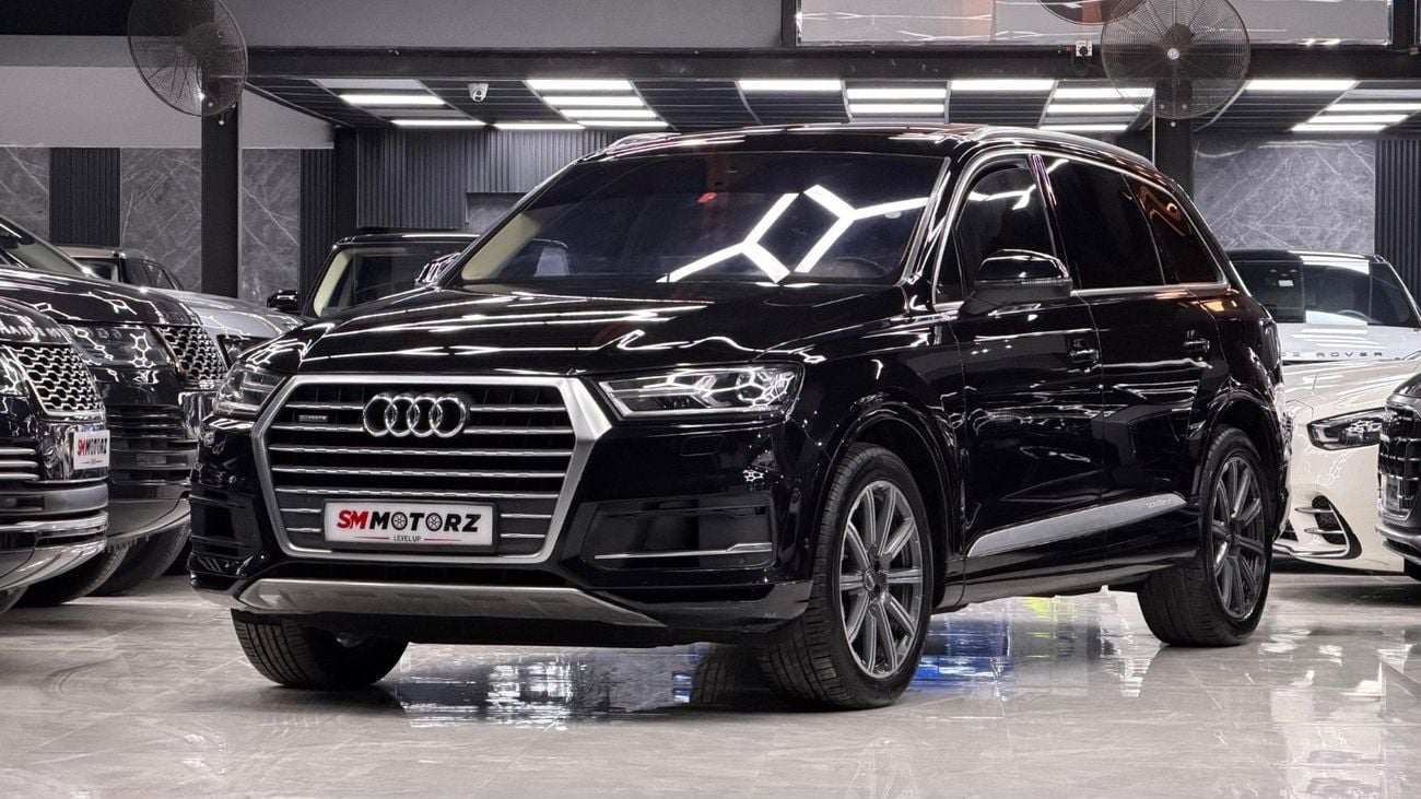 Audi Q7 45 TFSI S-LINE