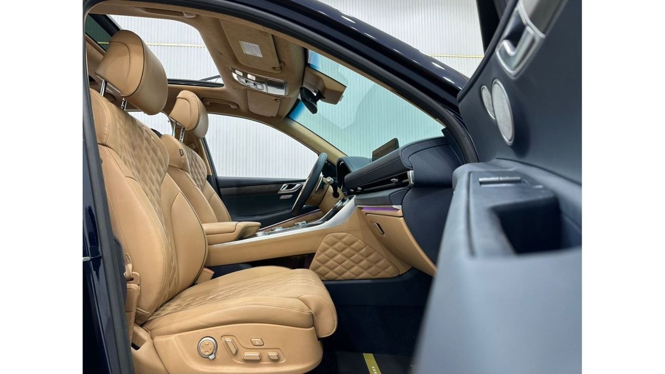 Genesis GV80 2023 Genesis GV80 Royal Edition 7 Seater, March 2028 Genesis Warranty + Service Pack, GCC