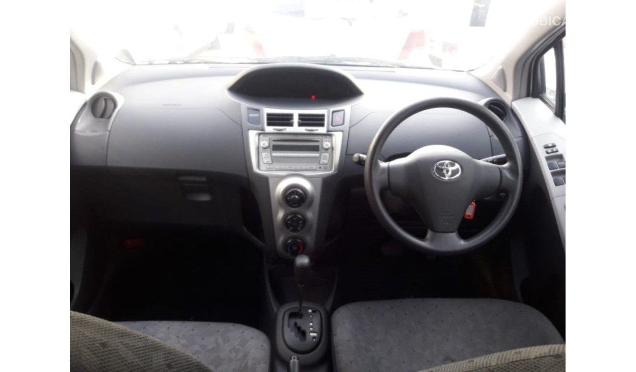 تويوتا فيتز Toyota Vitz RIGHT HAND DRIVE (Stock no PM 168 )