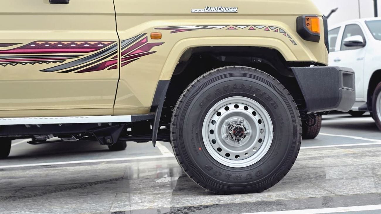 Toyota Land Cruiser 70 Toyota Land Cruiser 79, Saudi specifications, full option