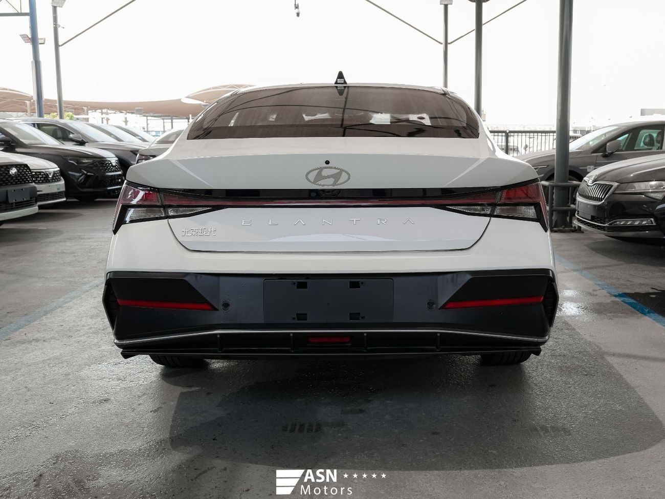 هيونداي إلانترا Lux Premium 1.5L 2025 (Export Price)