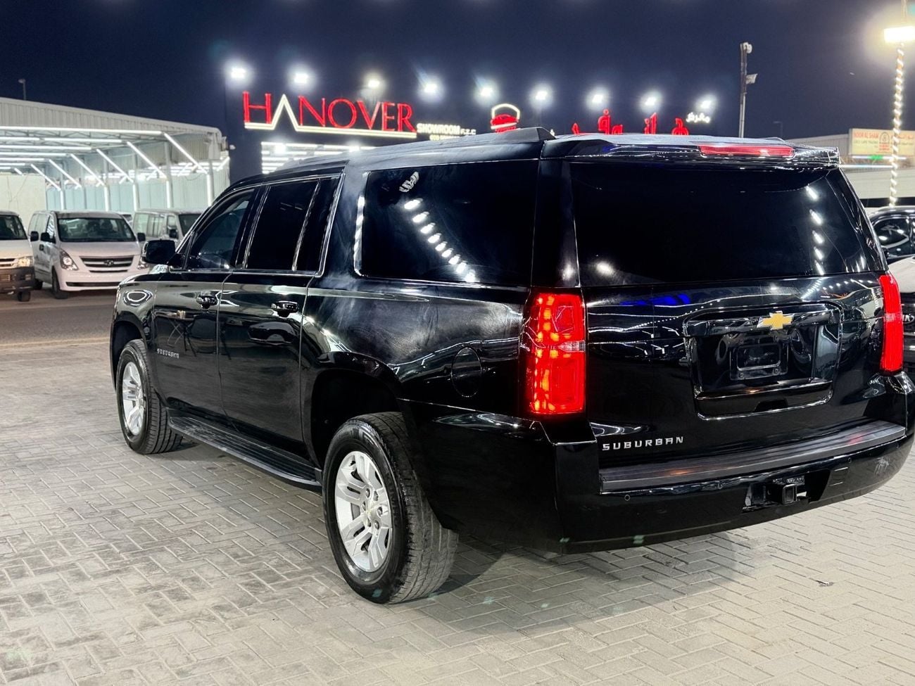 Chevrolet Suburban LT 5.3L 4WD