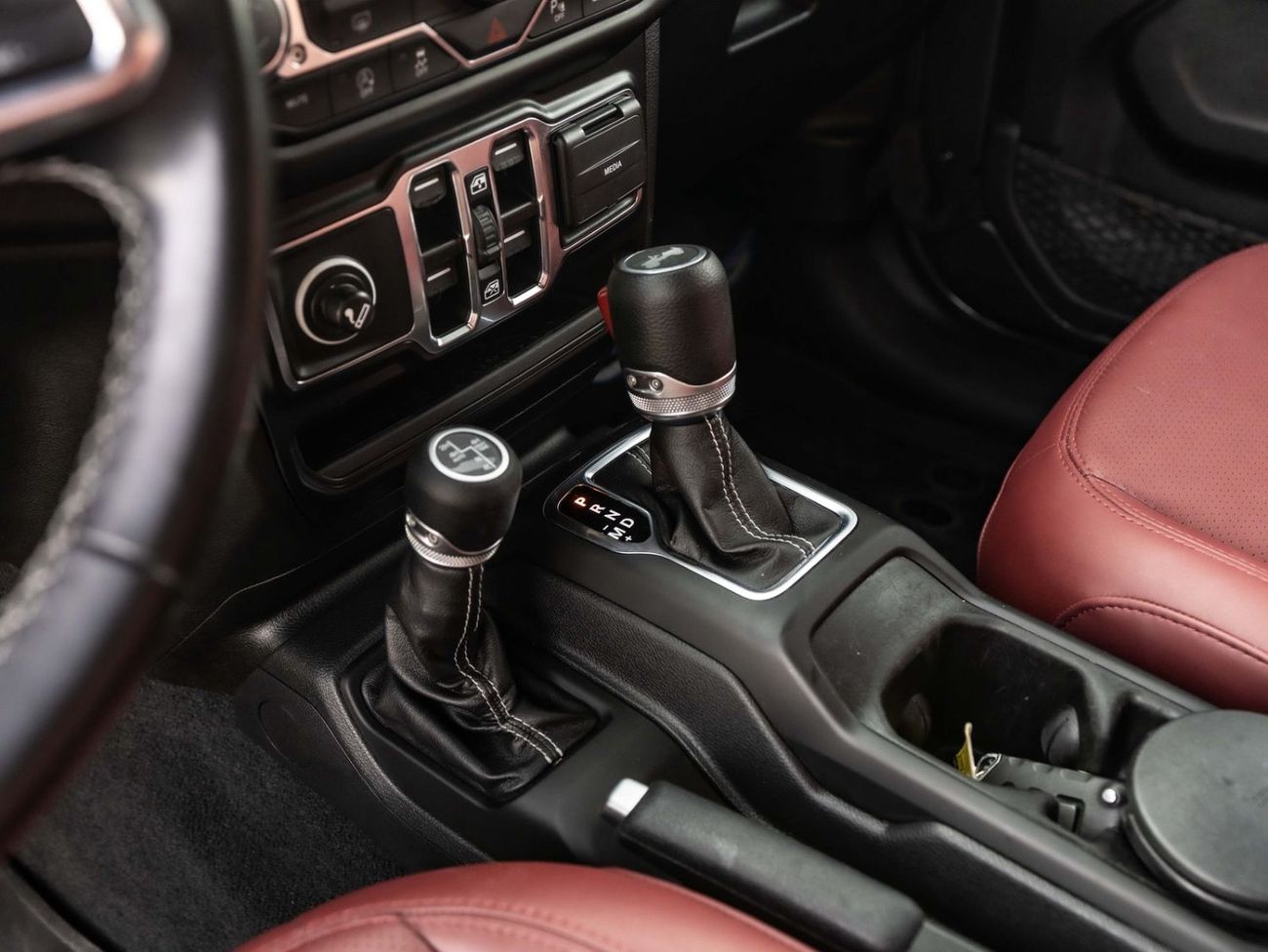 Jeep Wrangler SAHARA