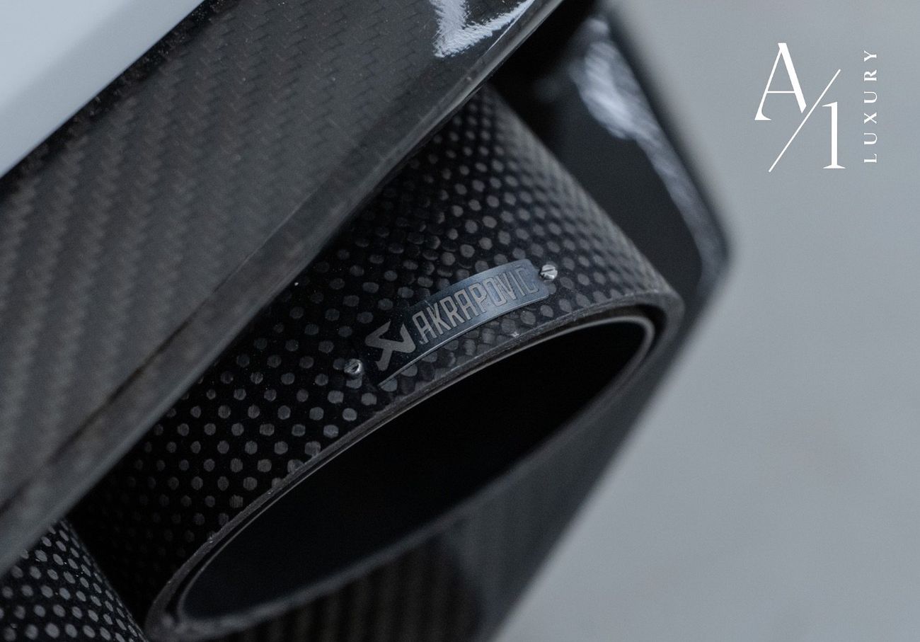 لامبورغيني جاياردو 2010 Lamborghini Gallardo Superleggera, Low Kms, Carbon Fibre, Excellent Conditions, European Spec