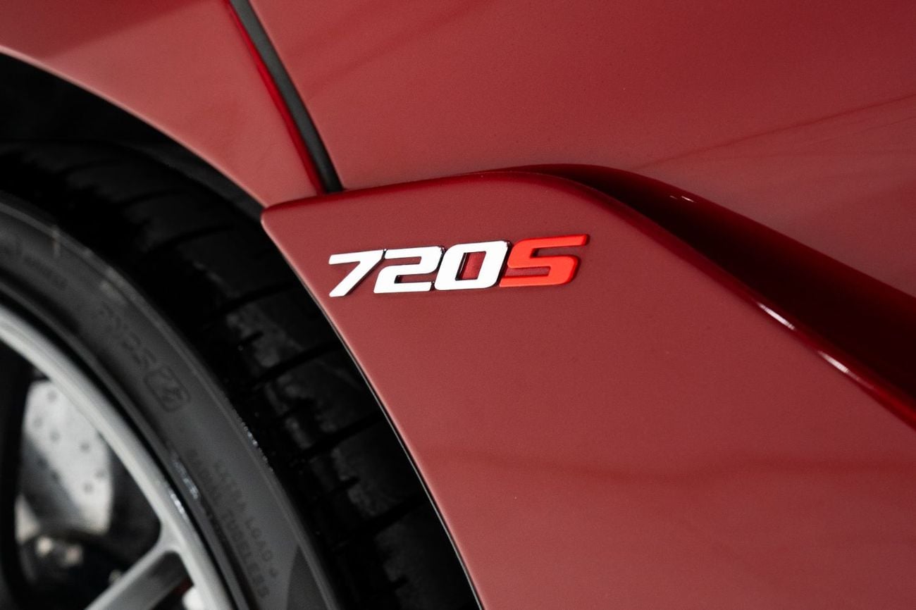 McLaren 720S 2018 MCLAREN 720S | FULL CARBON EXTERIOR | CARBON CERAMIC BRAKING SYSTEM | JAPANESE SPECS