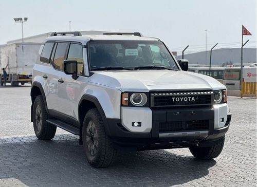 تويوتا برادو 2.4L PETROL FULL OPTION 2024