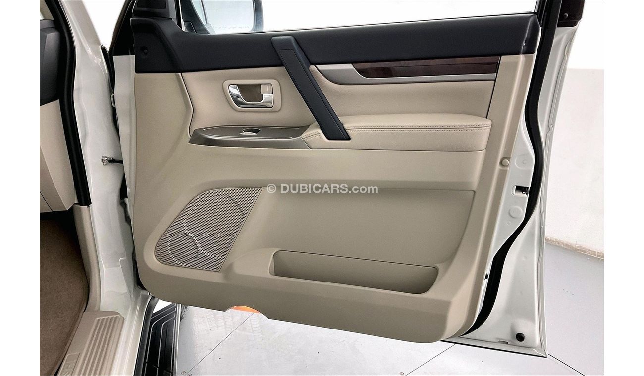 ميتسوبيشي باجيرو GLS Midline