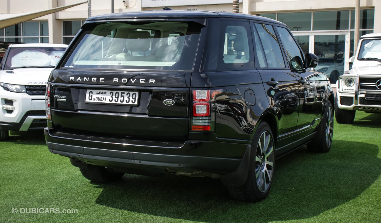 Land Rover Range Rover Vogue SE Supercharged