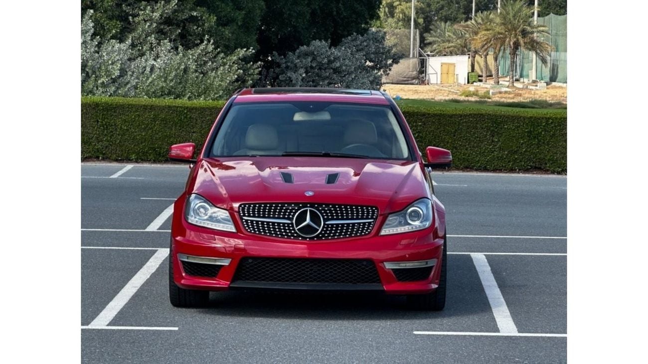 Mercedes-Benz C 250 MODEL 2014  CAR PERFECT CONDITION INSIDE AND OUTSIDE FULL OPTION SUN ROOF KIT 65