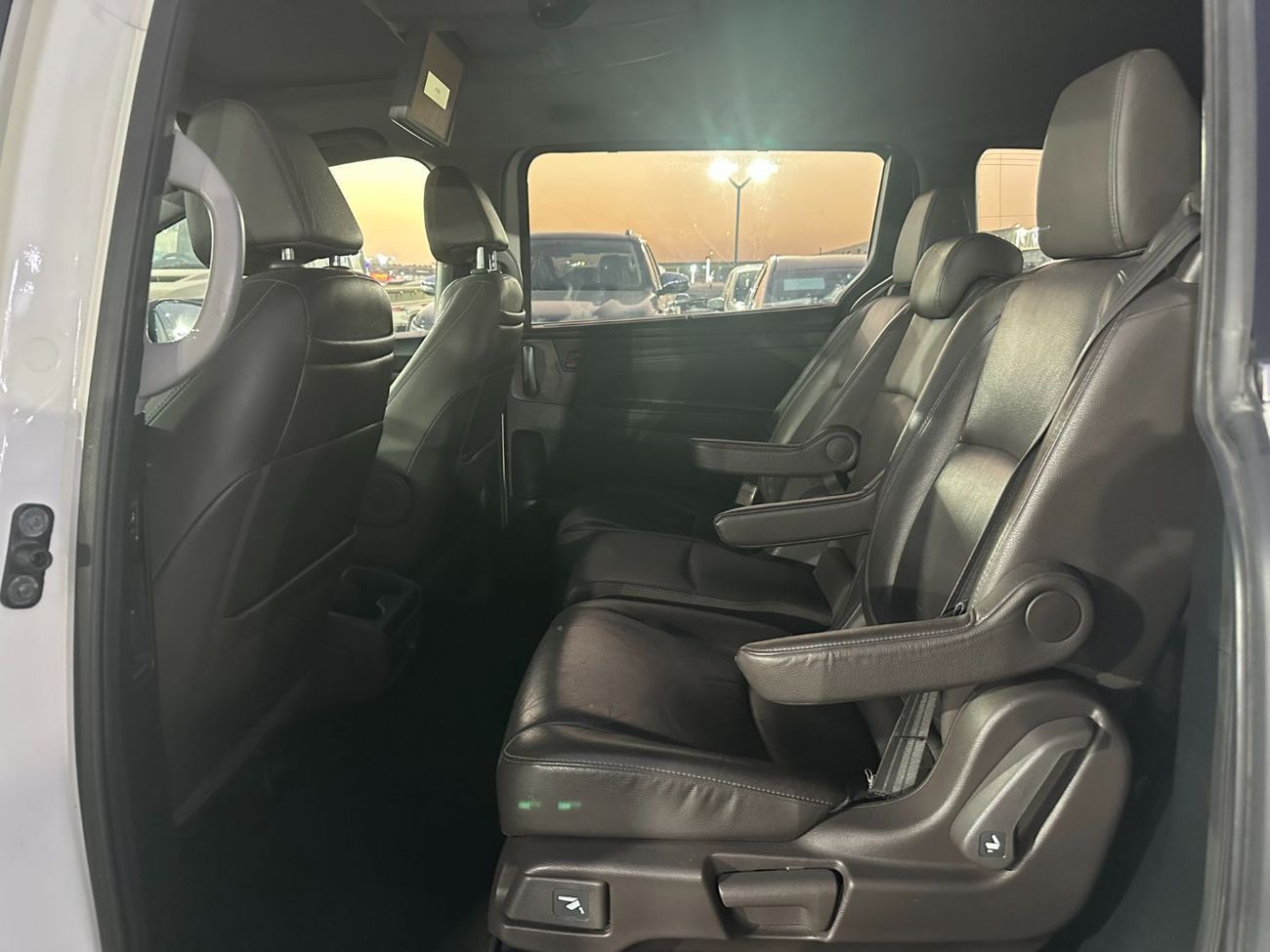 هوندا أوديسي Touring 3.5L