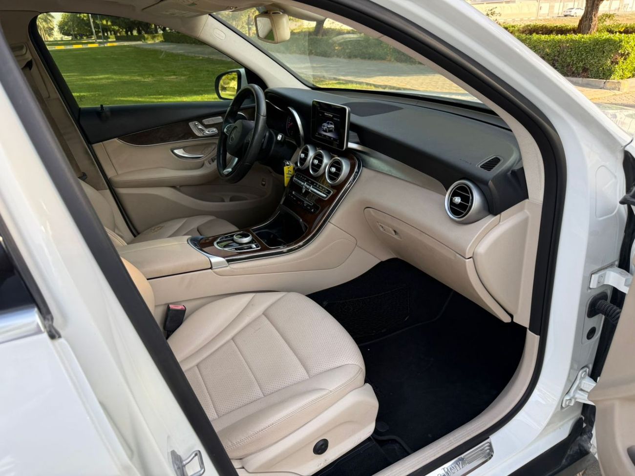 مرسيدس بنز GLC 300