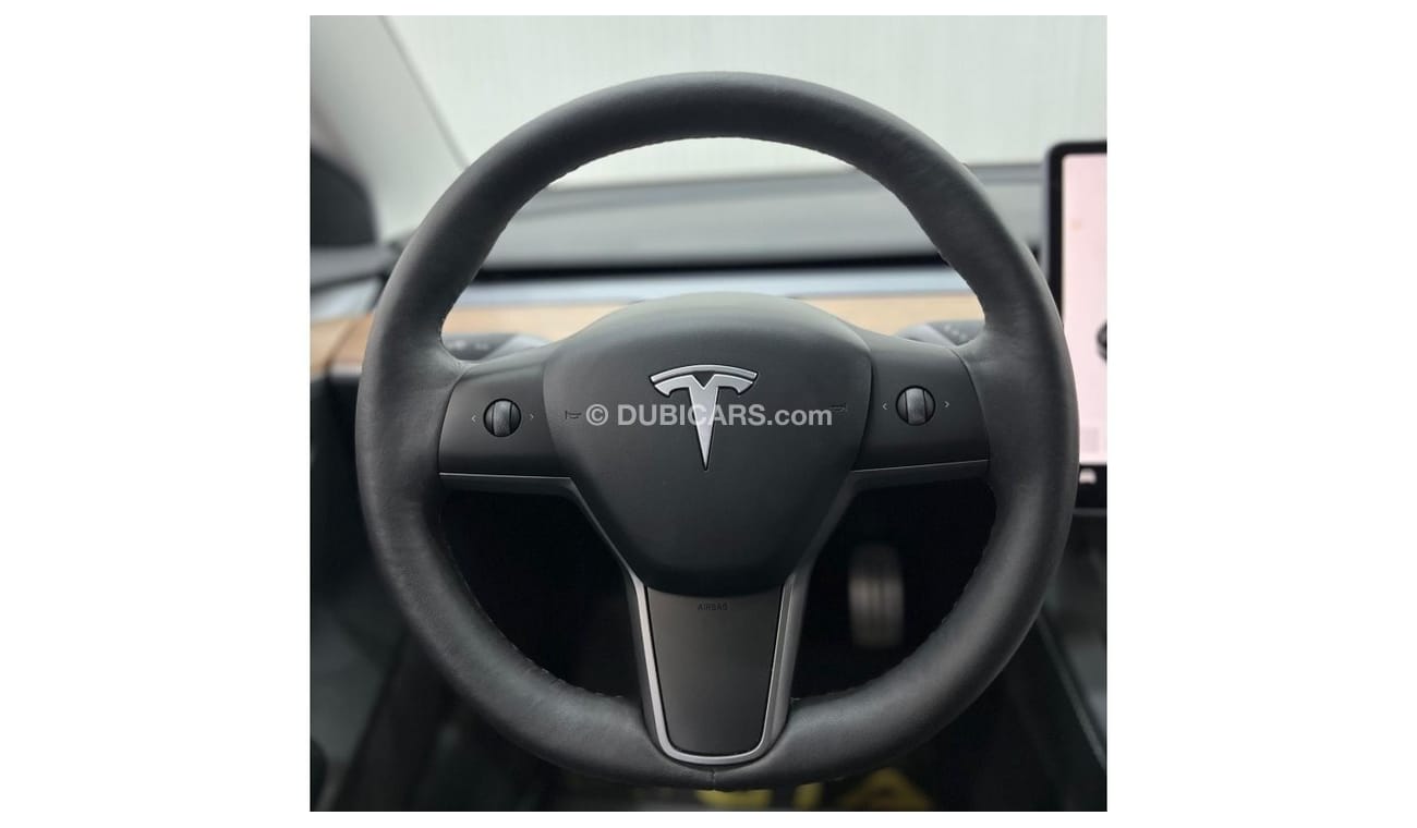 تسلا موديل 3 2023 Tesla Model 3 Dual Motor Performance, October 2026 Tesla Warranty, Low Kms, GCC