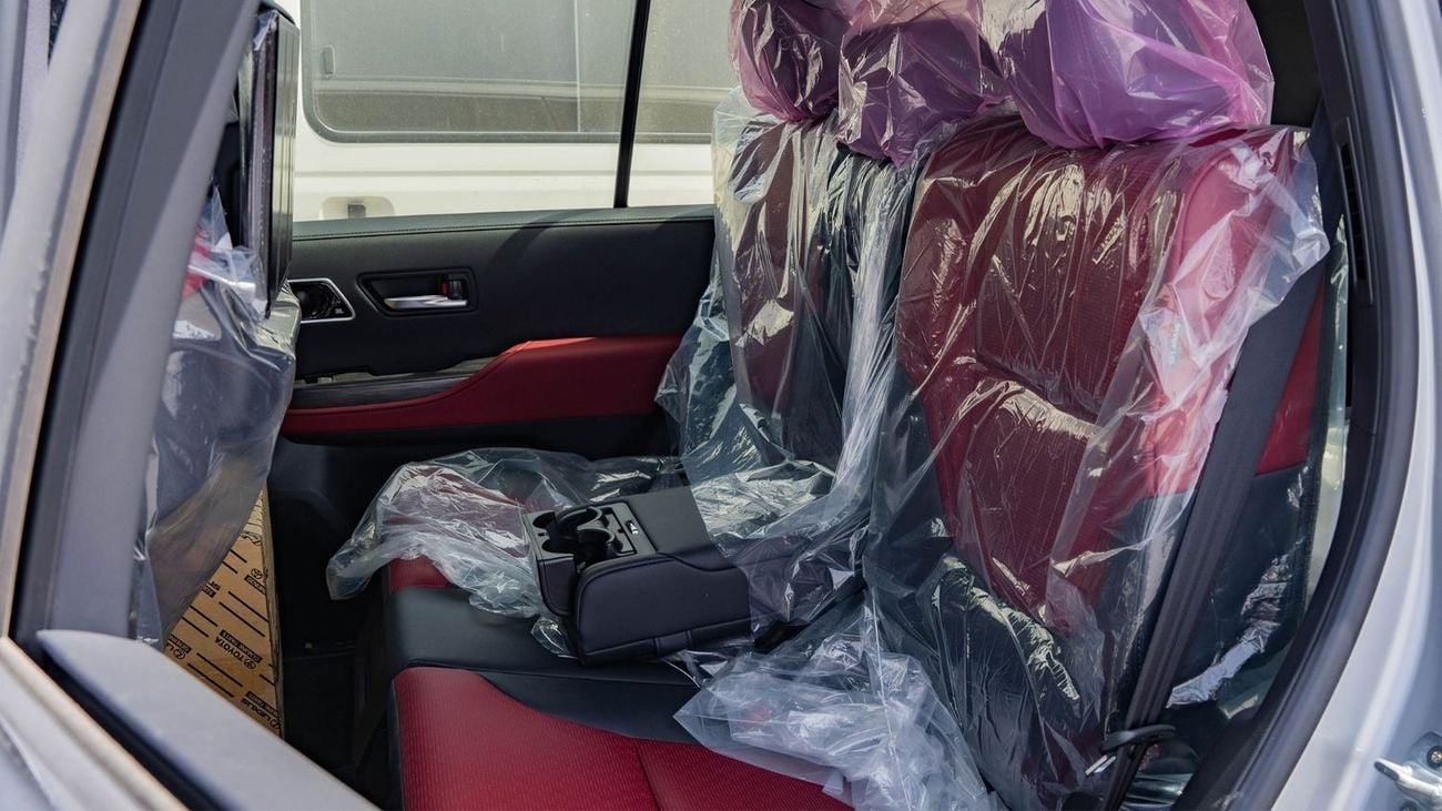 Toyota Land Cruiser 2026 Toyota Land Cruiser VXR 3.5L Twin Turbo AT Petrol (Silver)