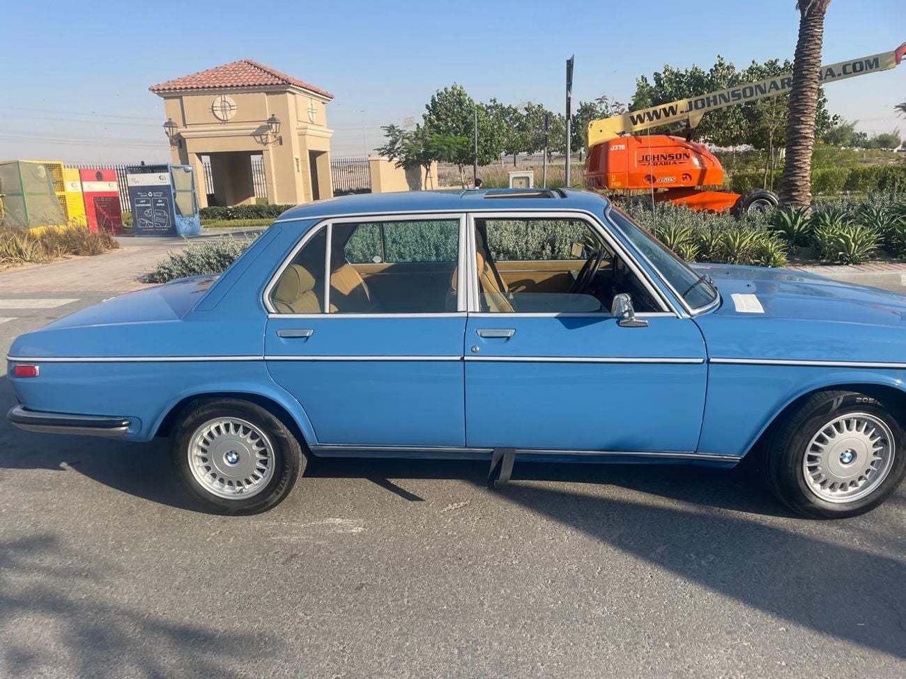 بي أم دبليو 750i