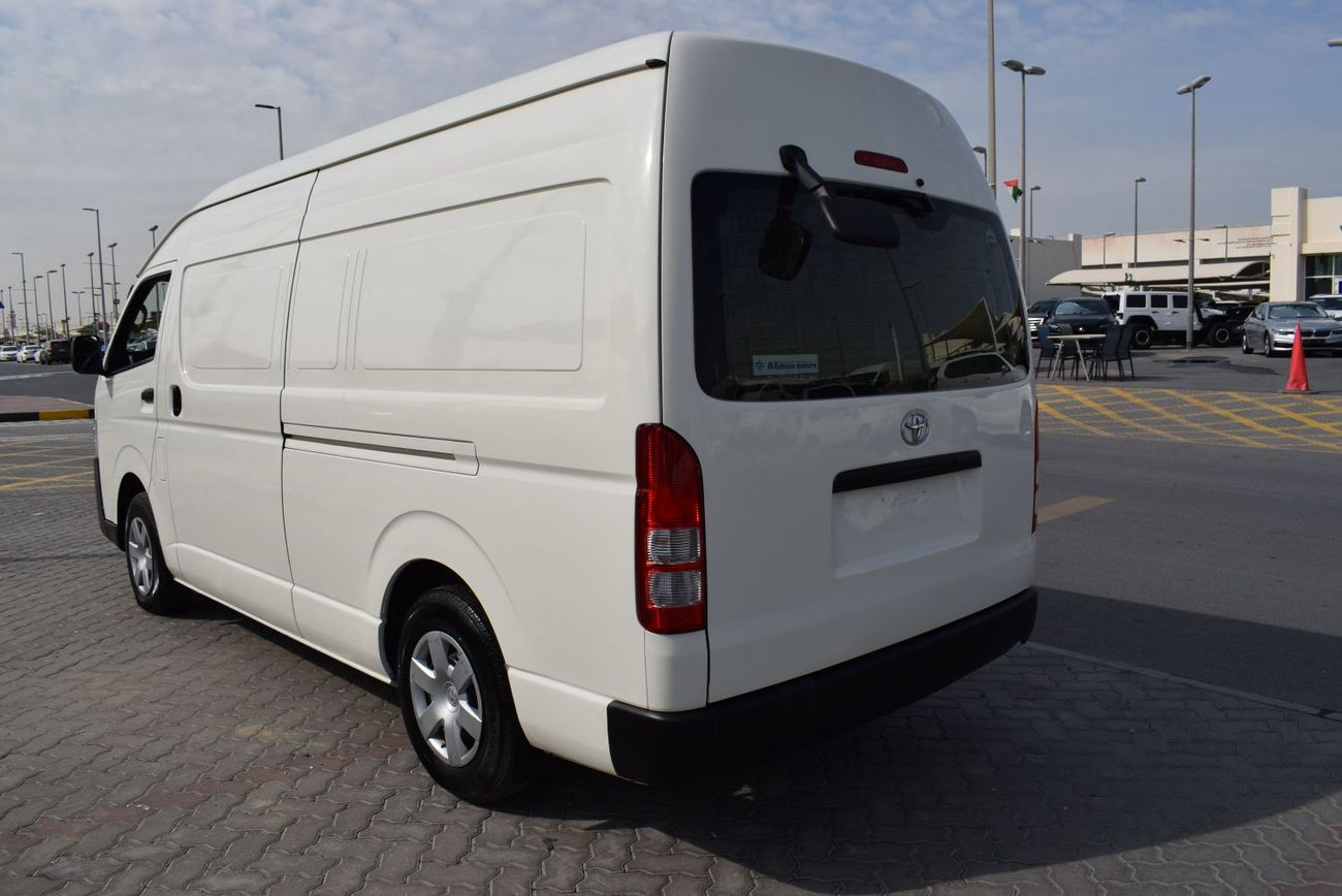 Toyota Hiace Toyota Hiace GLS -High Roof  Panal Van 2.7L:model:2021